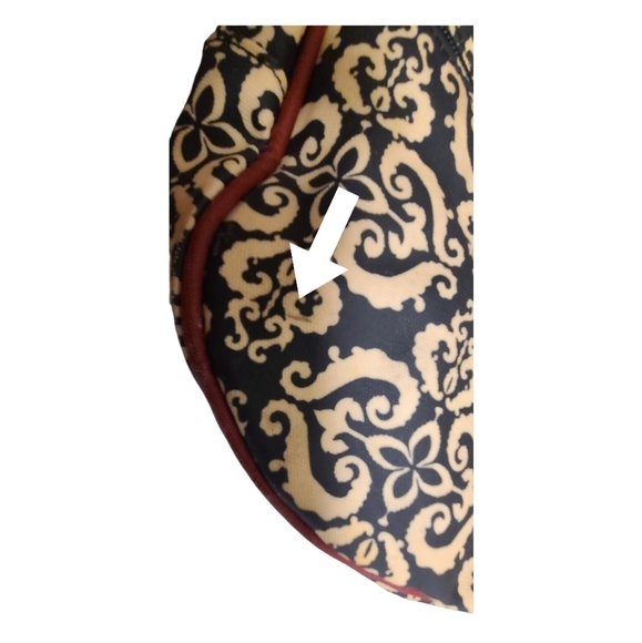 Petunia Pickle Bottom Touring Tote- Frolicking in Fez - Picture 2 of 8